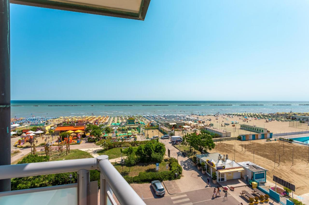 Little Hotel Чезенатіко Екстер'єр фото