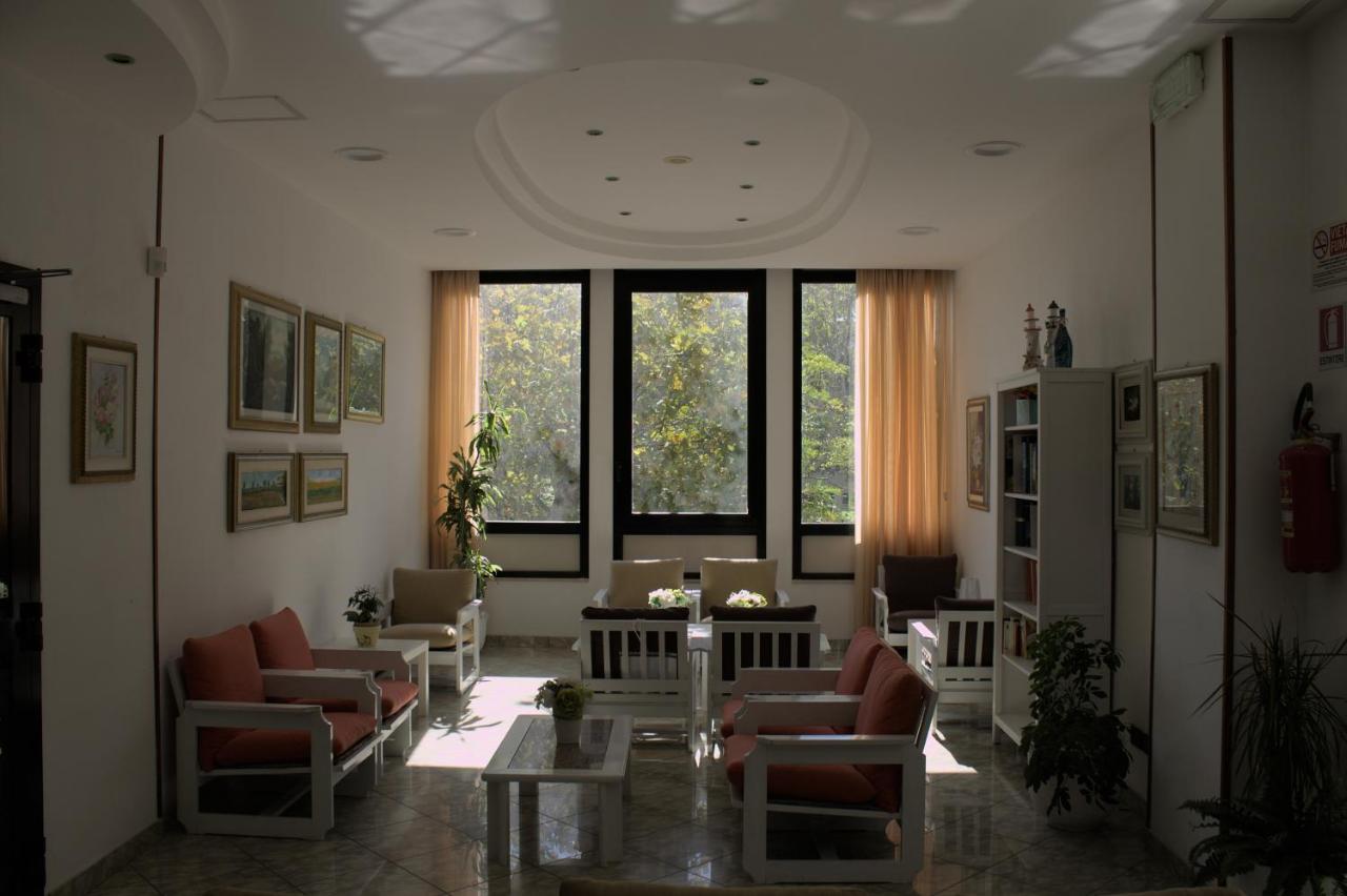 Little Hotel Чезенатіко Екстер'єр фото